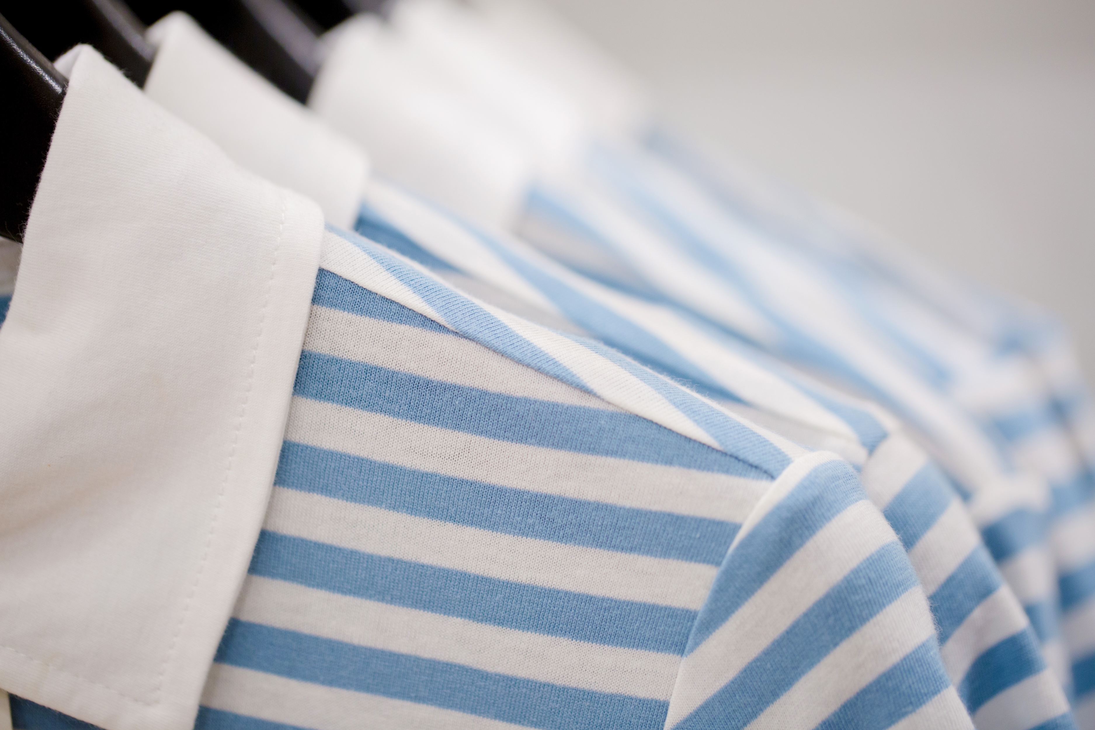 Vêtements d'image corporate Vesteau — tenues sur mesure pour entreprises