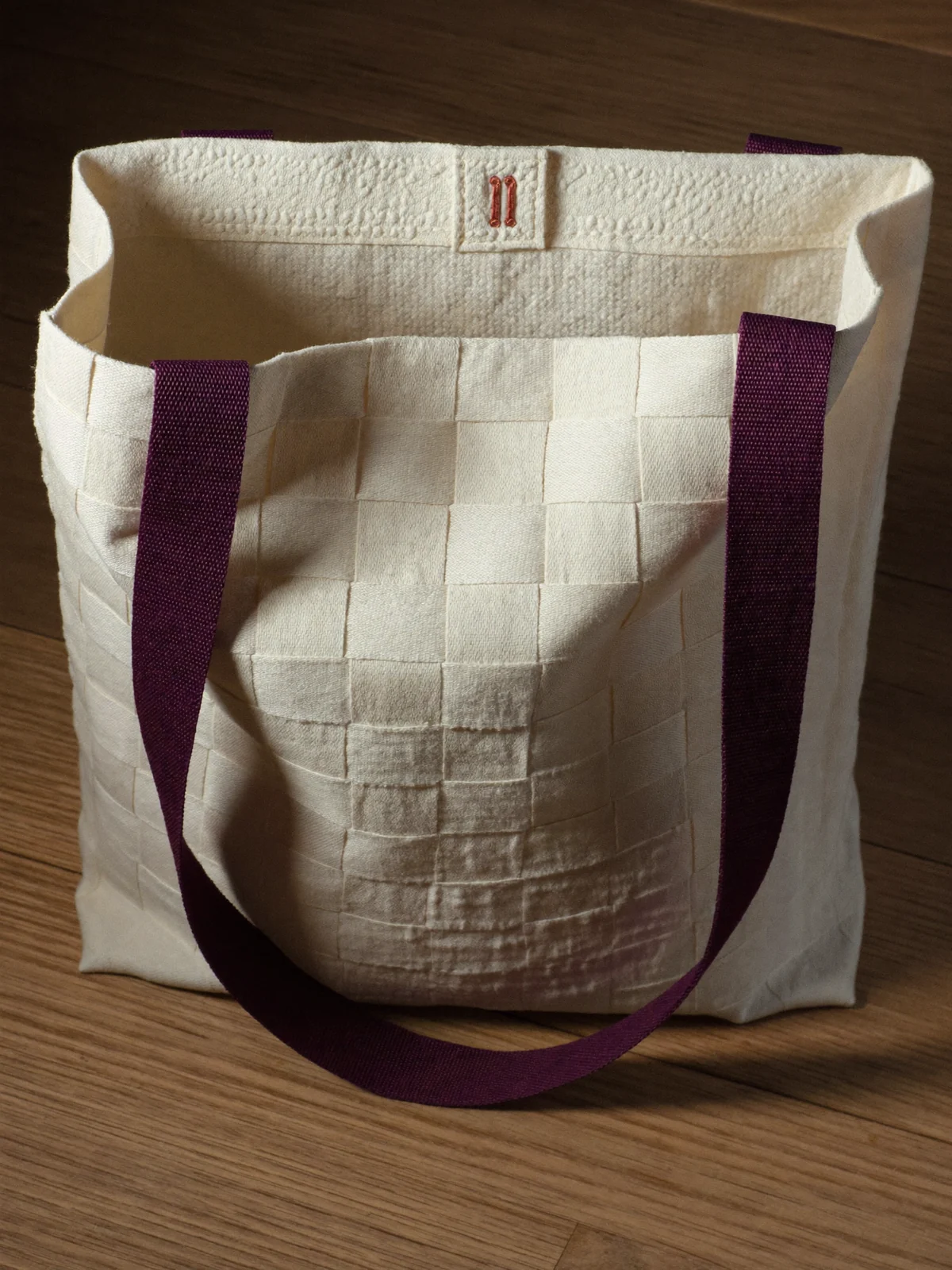 Sac en toile de coton tissée, anses de sangle aubergine